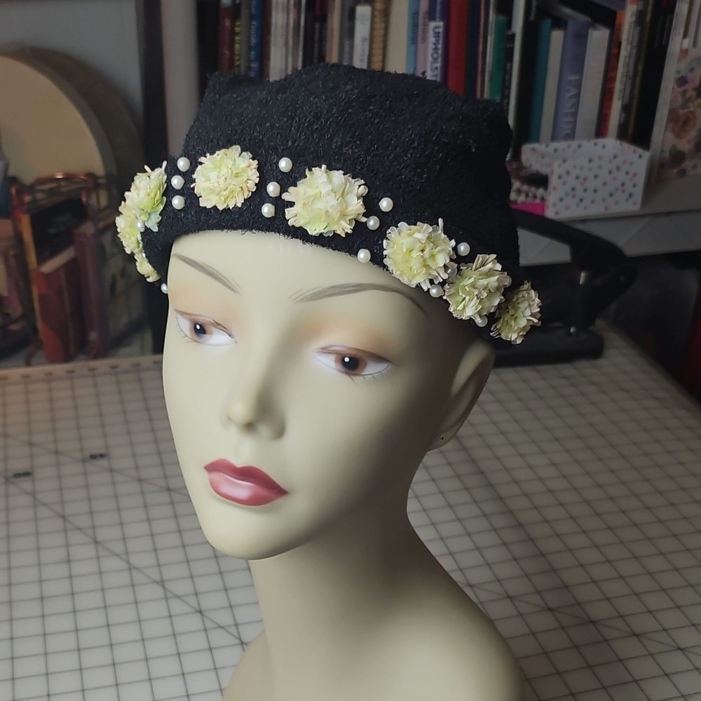 Vintage Chic Black Hat with Cream Floral Accents And Pearls